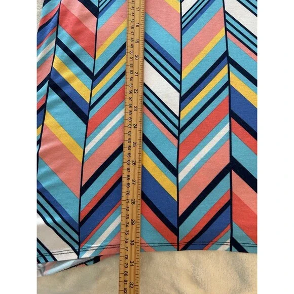 Ruby Rd Woman Blouse Size 1X Tunic Relaxed Asymmetrical Chevron Colorful Flowy - Picture 5 of 13